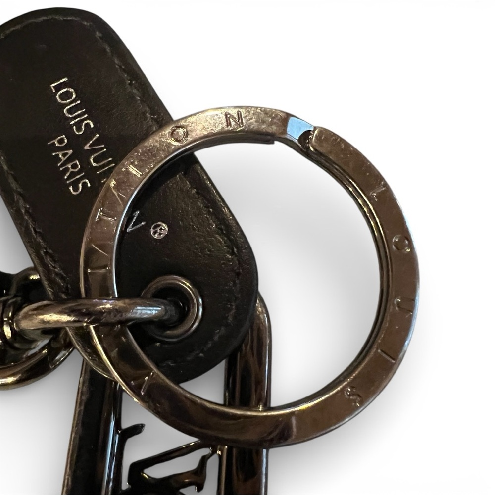 Louis Vuitton Men’s Monogram Eclipse Key Holder - Picture 5 of 7